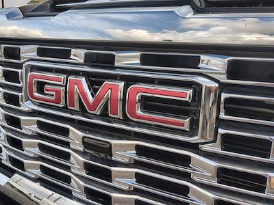 Used 2024 GMC Sierra 2500 - photo 1