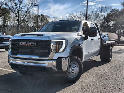 New 2024 GMC Sierra 3500 Pro DRW Crew Cab 4WD Flatbed Truck for sale #F2341439 - photo 1