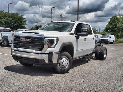 2025 GMC Sierra 3500 Crew Cab RWD Cab Chassis for sale #F2350415 - photo 1