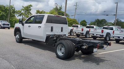 New 2025 GMC Sierra 3500 Pro Crew Cab 4WD 60 CA Cab Chassis for sale #F2350416 - photo 2