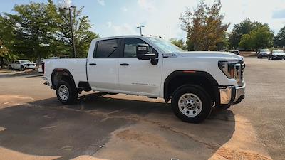 New 2025 GMC Sierra 2500 Pro Crew Cab 4WD Pickup for sale #F2351019 - photo 2