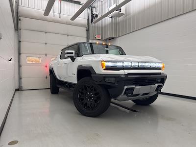 New 2025 GMC Hummer EV Pickup 2X Crew Cab AWD Pickup for sale #25G5299 - photo 1
