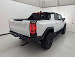New 2025 GMC Hummer EV Pickup 2X Crew Cab AWD Pickup for sale #25G5299 - photo 2