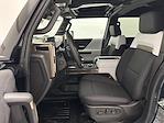 New 2025 GMC Hummer EV Pickup 2X Crew Cab AWD Pickup for sale #25G5301 - photo 18