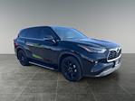 2022 Toyota Highlander FWD SUV for sale #104670U - photo 7