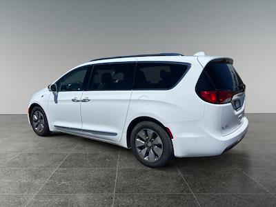 2018 Chrysler Pacifica FWD Minivan for sale #105547U - photo 2