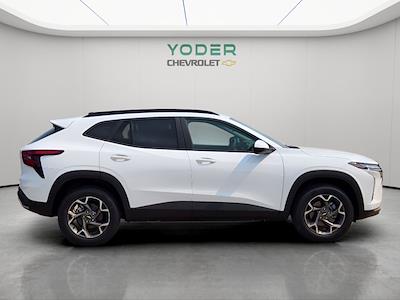2025 Chevrolet Trax FWD SUV for sale #C0445 - photo 2