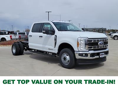 New 2025 Ford F-350 XLT Crew Cab 4x4 Cab Chassis for sale #334986 - photo 1