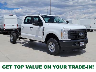 2025 Ford F-250 Crew Cab 4x4 Cab Chassis for sale #335313 - photo 1