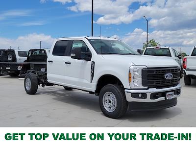 2025 Ford F-250 Crew Cab 4x4 Cab Chassis for sale #335369 - photo 1