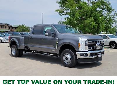 2025 Ford F-350 Crew Cab DRW 4x4 Pickup for sale #335932 - photo 1