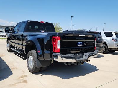 2017 Ford F-350 Crew Cab DRW 4x4 Pickup for sale #336012A - photo 2