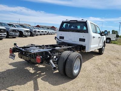 2026 Ford F-350 Crew Cab DRW 4WD Cab Chassis for sale #336262 - photo 2