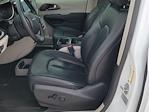 2017 Chrysler Pacifica FWD Minivan for sale #336362D - photo 6