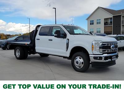 2026 Ford F-350 Crew Cab DRW 4WD Flatbed Truck for sale #336514 - photo 1