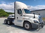 2017 Freightliner Cascadia Day Cab DRW 6x4, Semi Truck for sale #11152 - photo 5