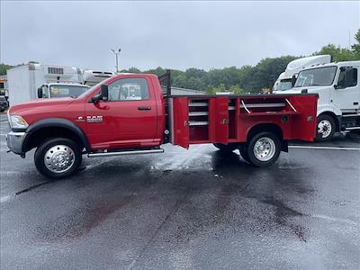 Used 2017 Ram 5500 Regular Cab 4x4 Service Truck for sale #11384 - photo 2