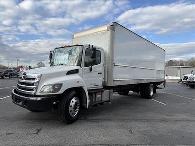 Used 2019 Hino 268A - photo 1
