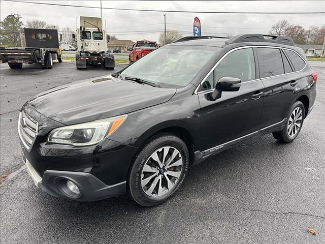 Used 2015 Subaru Outback - photo 2