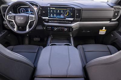 2025 Chevrolet Silverado 2500 Crew Cab 4WD Pickup for sale #351395 - photo 1