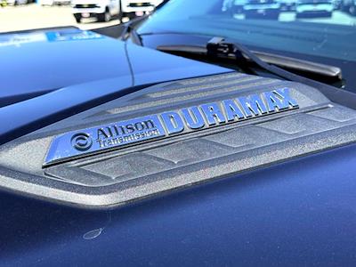 Used 2024 Chevrolet Silverado 2500 - photo 1