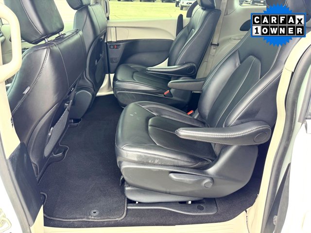 Used 2024 Chrysler Pacifica - photo 20