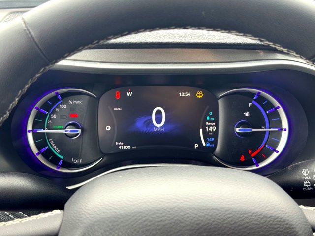 Used 2024 Chrysler Pacifica - photo 27