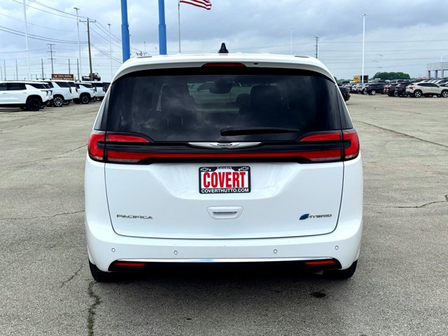 Used 2024 Chrysler Pacifica - photo 10