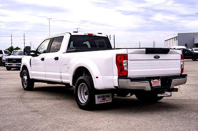 2021 Ford F-350 Crew Cab DRW 4x2 Pickup for sale #CP6768 - photo 2