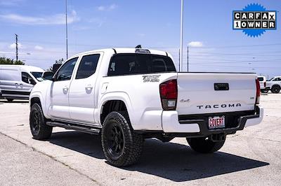 2022 Toyota Tacoma Double Cab 4WD Pickup for sale #F250422B - photo 2