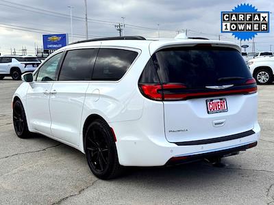 2022 Chrysler Pacifica FWD Minivan for sale #F251076A - photo 2