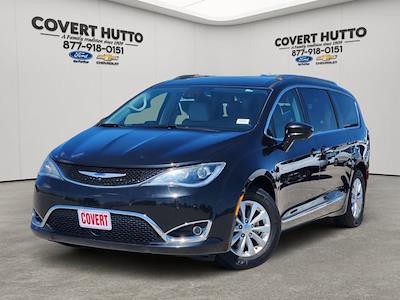 2019 Chrysler Pacifica FWD Minivan for sale #FA7786B - photo 1