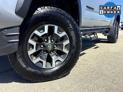 Used 2019 Toyota Tacoma - photo 1