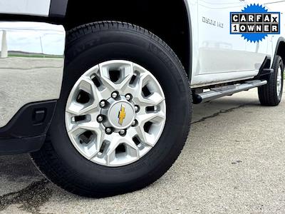 Used 2025 Chevrolet Silverado 2500 - photo 1