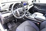 2024 Toyota Highlander AWD SUV for sale #C350453A - photo 10