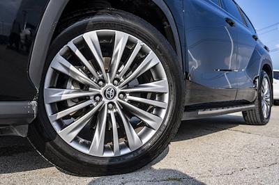 2022 Toyota Highlander FWD SUV for sale #C351485A - photo 2