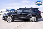 Used 2022 Toyota Highlander Platinum SUV for sale #C351485A - photo 10