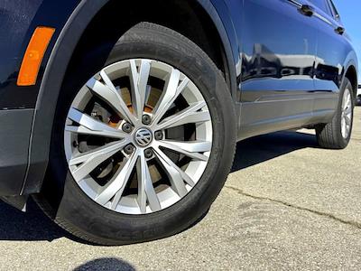 Used 2018 Volkswagen Tiguan - photo 1