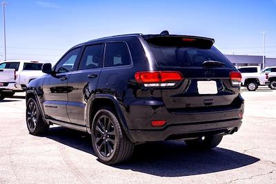 2018 Jeep Grand Cherokee 4x2 SUV for sale #C360040A - photo 2