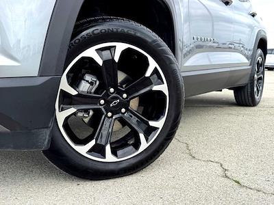 Used 2025 Chevrolet Equinox - photo 1