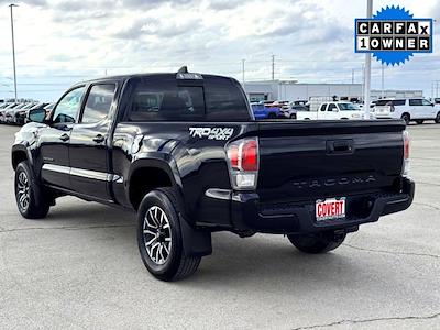 Used 2021 Toyota Tacoma - photo 1