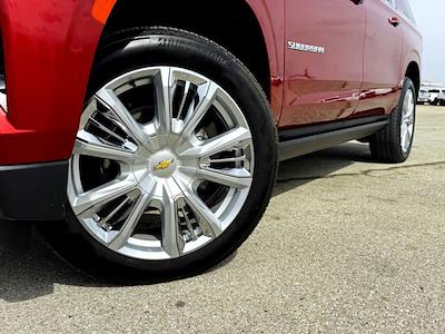 Used 2023 Chevrolet Suburban - photo 1