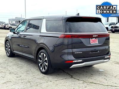Used 2024 Kia Carnival - photo 1