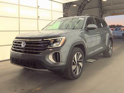 Used 2024 Volkswagen Atlas - photo 1