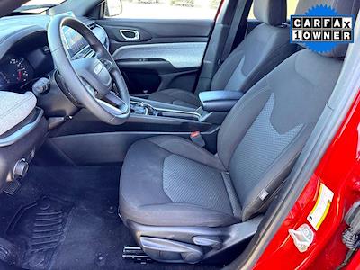 Used 2025 Jeep Compass - photo 1