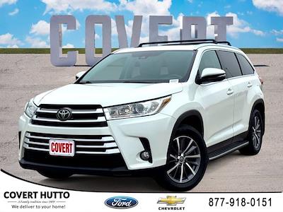 Used 2019 Toyota Highlander XLE for sale #CP6896A - photo 1