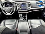2019 Toyota Highlander FWD SUV for sale #CP6896A - photo 22
