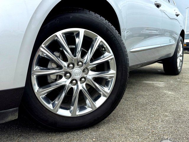 Used 2018 Buick Enclave - photo 2