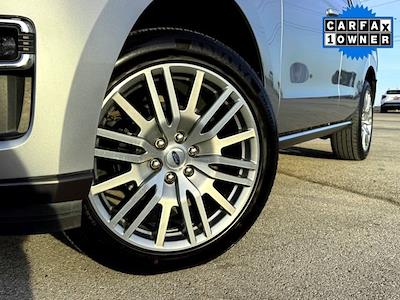 Used 2024 Ford Expedition - photo 1