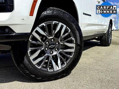 Used 2025 Chevrolet Suburban - photo 1